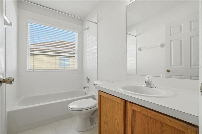 Image No.23-3 Bed Townhouse for sale