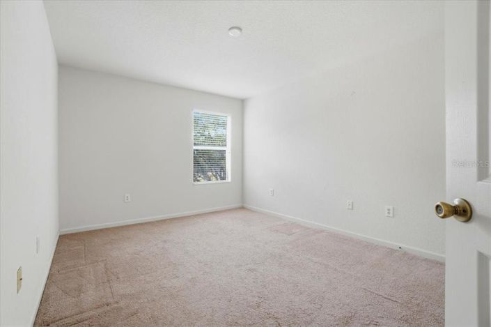 Image No.30-3 Bed Townhouse for sale