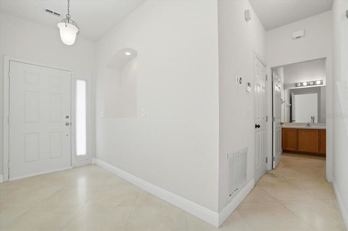 Image No.4-3 Bed Townhouse for sale