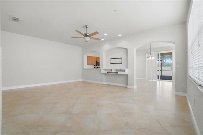 Image No.6-3 Bed Townhouse for sale