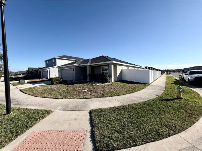 Image No.10-4 Bed Property for sale