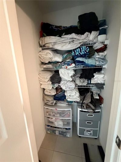 Image No.50-4 Bed Property for sale