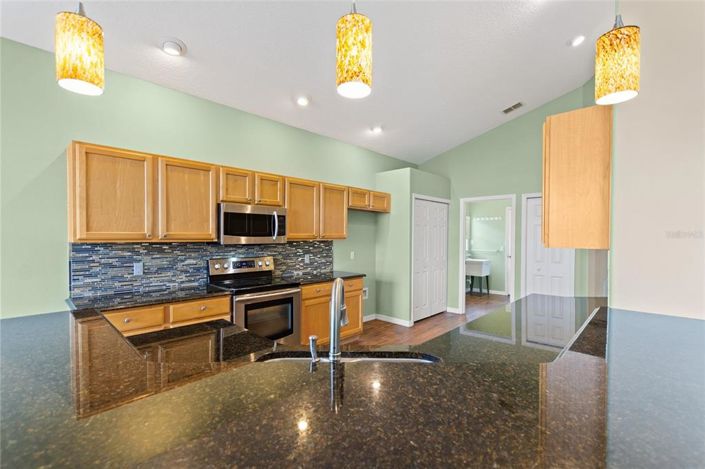 Image No.20-3 Bed Property for sale