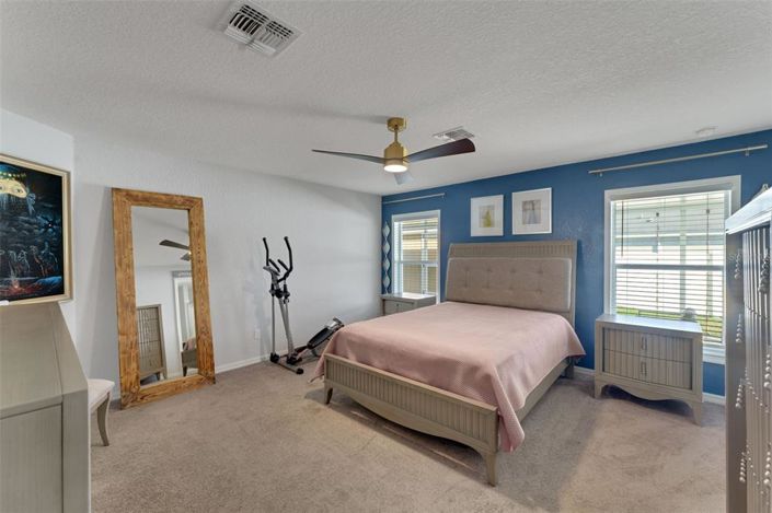 Image No.13-4 Bed Property for sale