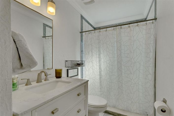 Image No.18-4 Bed Property for sale