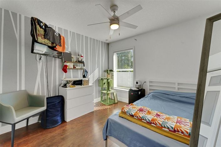 Image No.19-4 Bed Property for sale