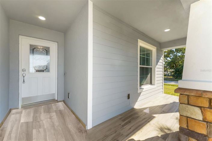 Image No.2-4 Bed Property for sale