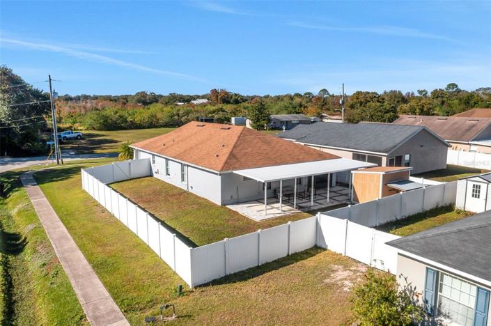 Image No.26-4 Bed Property for sale