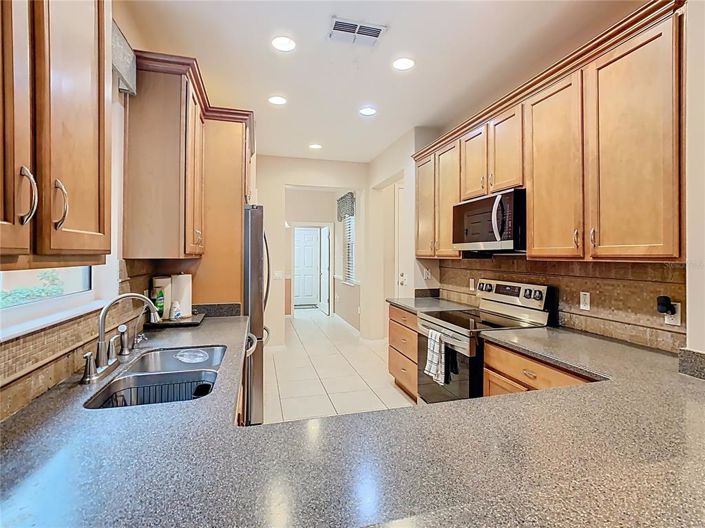 Image No.20-2 Bed Property for sale