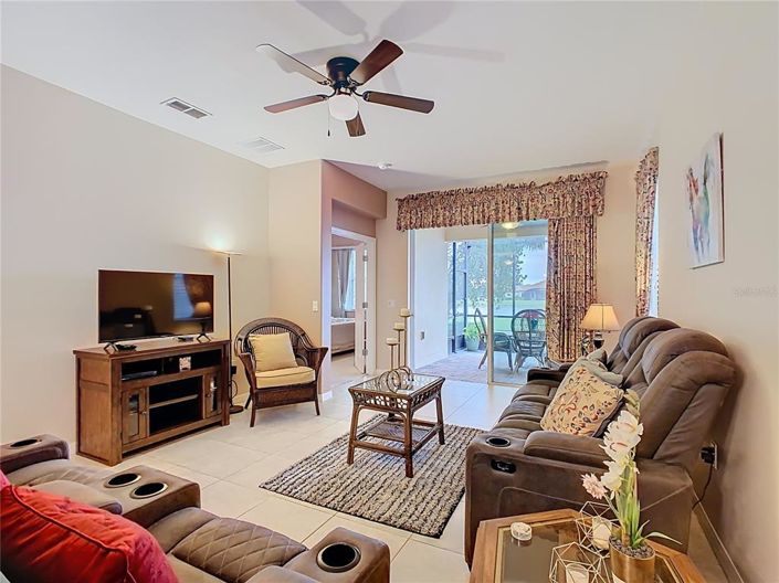 Image No.24-2 Bed Property for sale