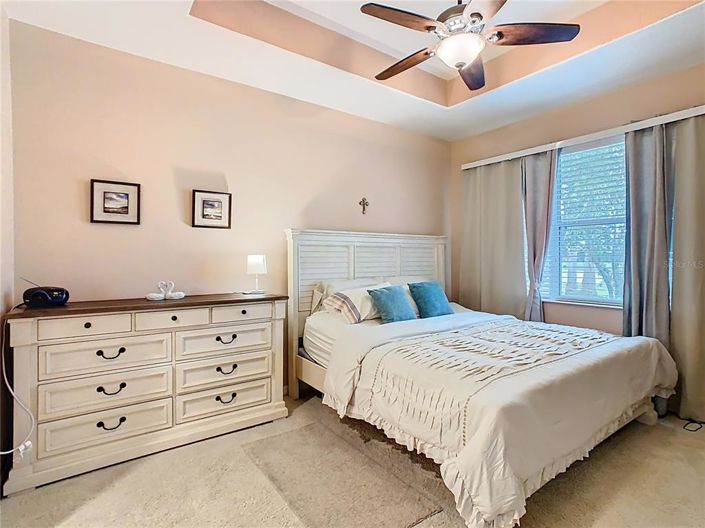 Image No.27-2 Bed Property for sale