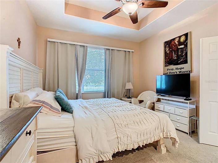 Image No.28-2 Bed Property for sale