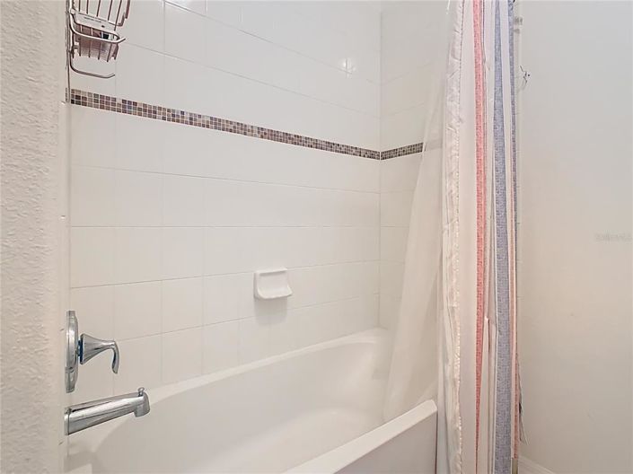 Image No.40-2 Bed Property for sale