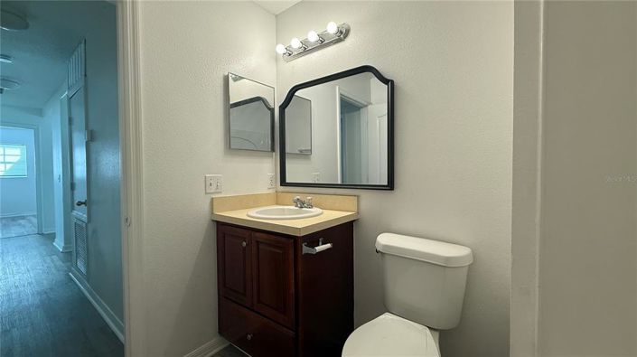 Image No.18-5 Bed House for sale