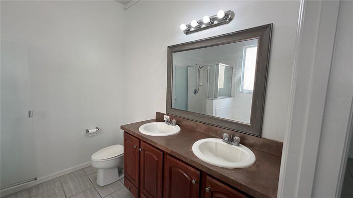 Image No.44-5 Bed House for sale