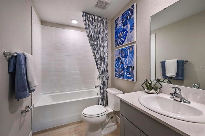 Image No.19-5 Bed Property for sale