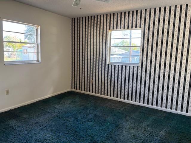 Image No.10-Propriété de 4 chambres à vendre à États-Unis