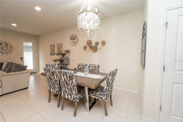 Image No.12-3 Bed Townhouse for sale