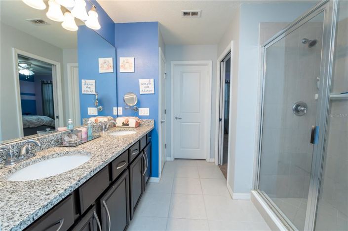 Image No.29-3 Bed Townhouse for sale