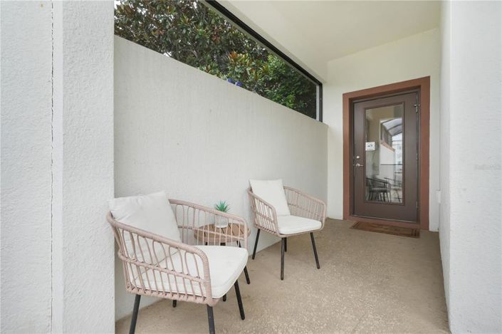 Image No.38-5 Bed Property for sale