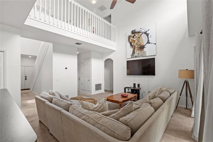 Image No.17-5 Bed House for sale