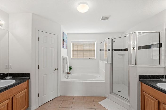 Image No.31-5 Bed House for sale