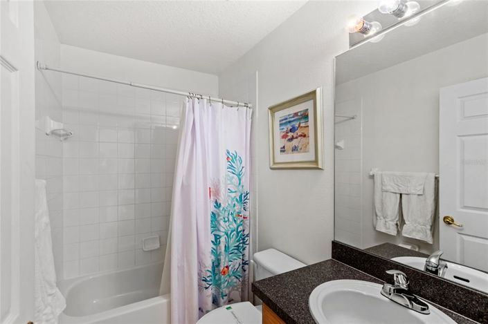 Image No.35-5 Bed House for sale