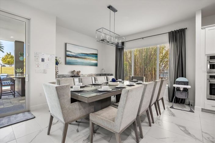 Image No.12-6 Bed House for sale