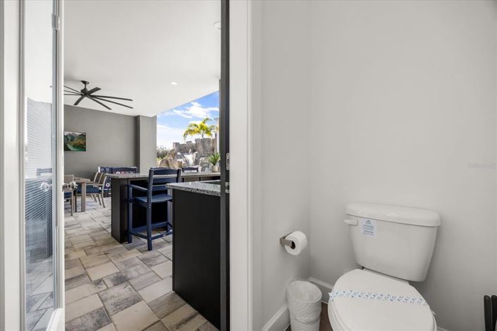 Image No.20-6 Bed House for sale