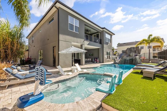 Image No.6-Propriété de 6 chambres à vendre à Reunion