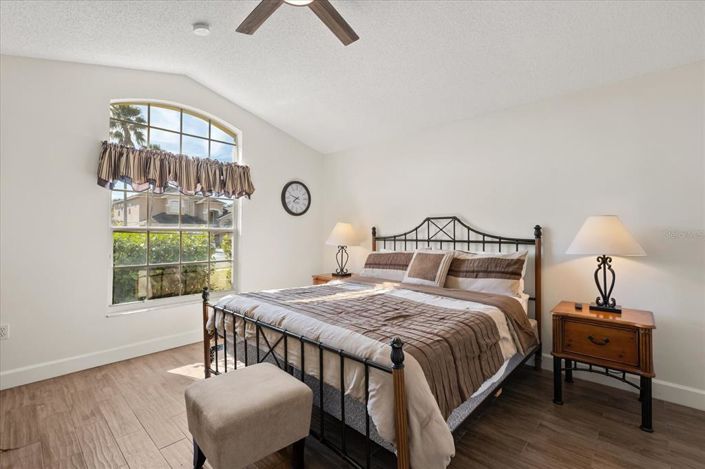 Image No.10-Propriété de 4 chambres à vendre à Kissimmee