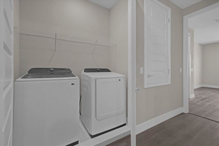 Image No.13-3 Bed Townhouse for sale