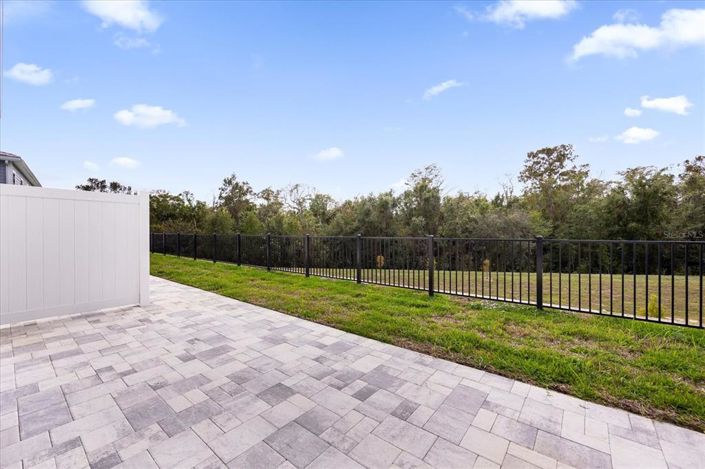 Image No.22-3 Bed Townhouse for sale