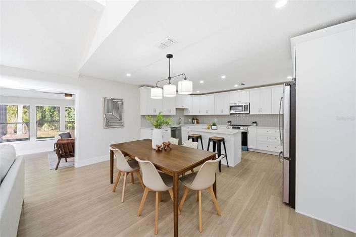 Image No.10-4 Bed House for sale