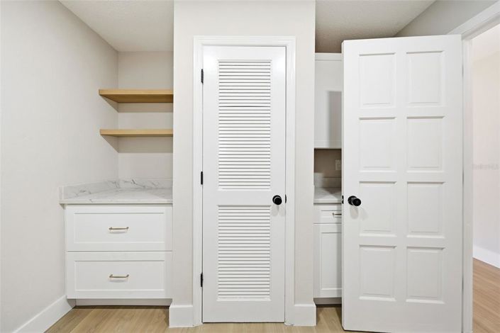 Image No.20-4 Bed Property for sale