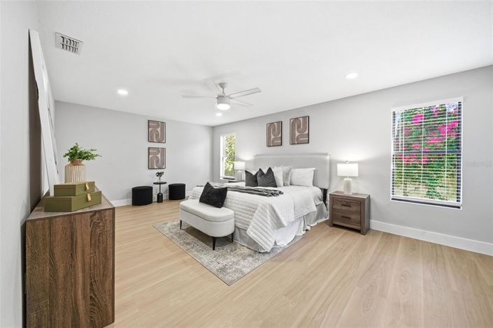 Image No.22-4 Bed House for sale