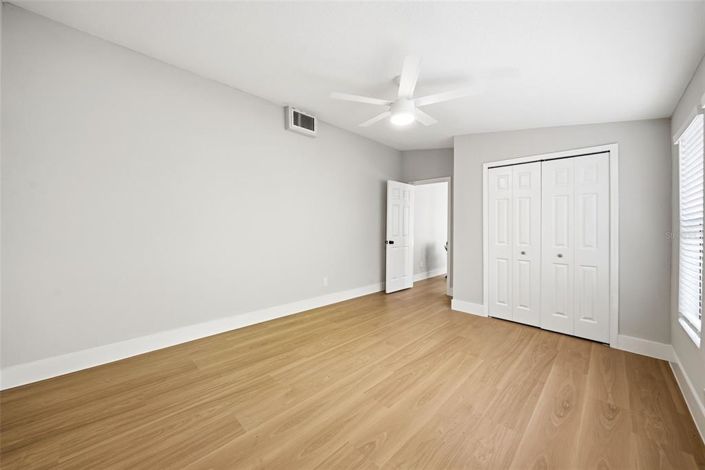 Image No.29-4 Bed House for sale