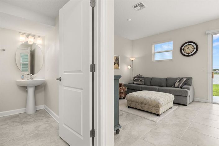 Image No.22-3 Bed Townhouse for sale