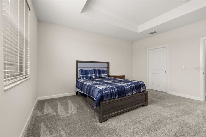 Image No.25-3 Bed Townhouse for sale