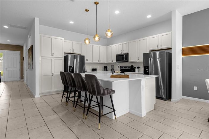 Image No.17-12 Bed House for sale