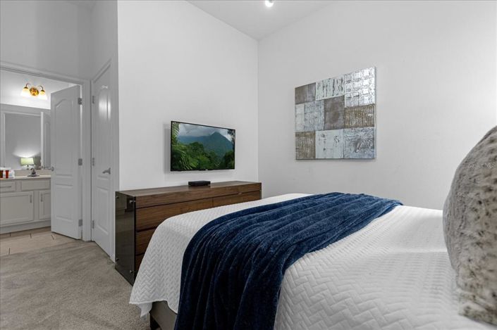 Image No.26-12 Bed House for sale