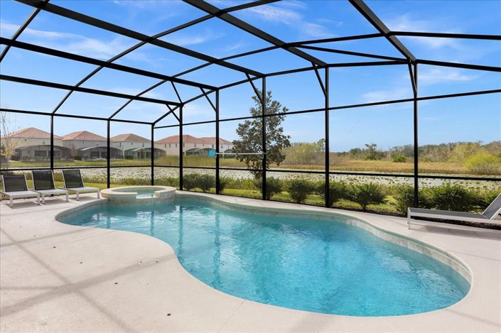 Image No.32-12 Bed House for sale