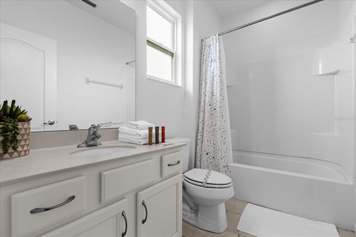 Image No.59-12 Bed Property for sale