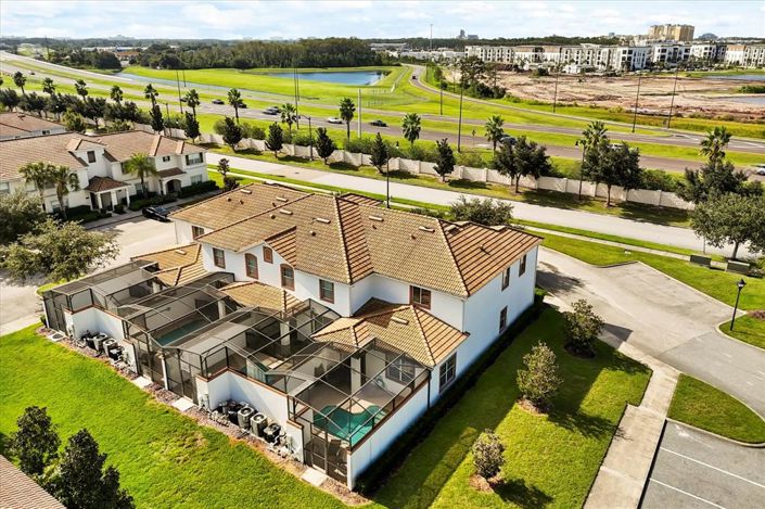 Image No.38-5 Bed Townhouse for sale