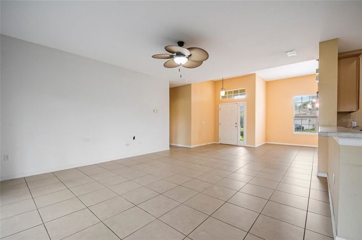 Image No.14-3 Bed Property for sale