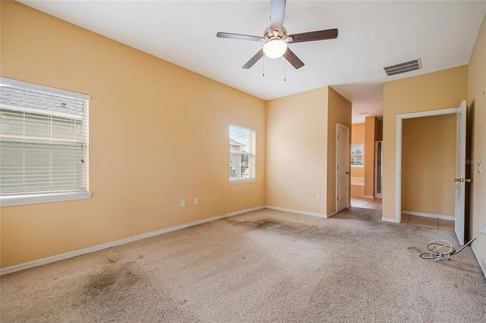 Image No.19-3 Bed Property for sale