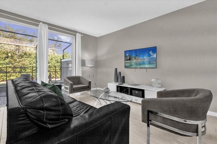 Image No.10-4 Bed Townhouse for sale