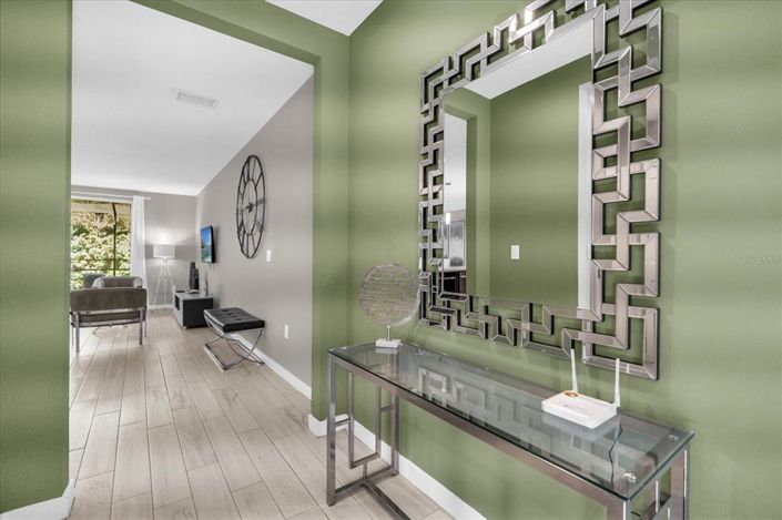 Image No.11-4 Bed Townhouse for sale