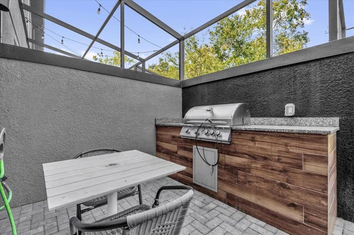 Image No.3-4 Bed Townhouse for sale