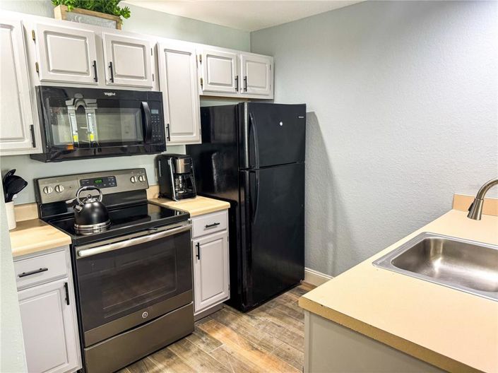 Image No.2-Appartement de 3 chambres à vendre à Saint John